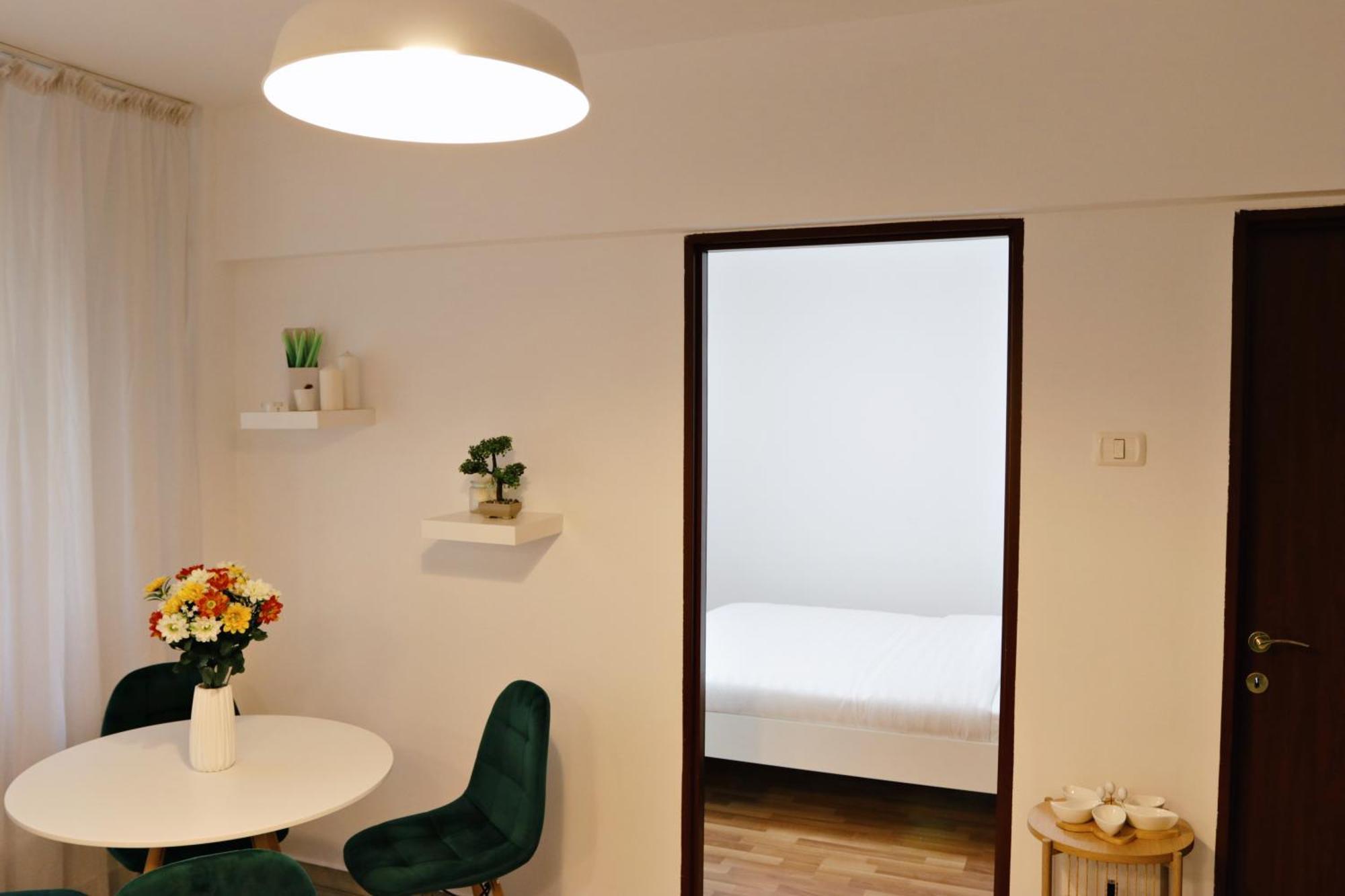 City Base I 2 Bedroom Apt Victoriei Bukarest Exteriör bild